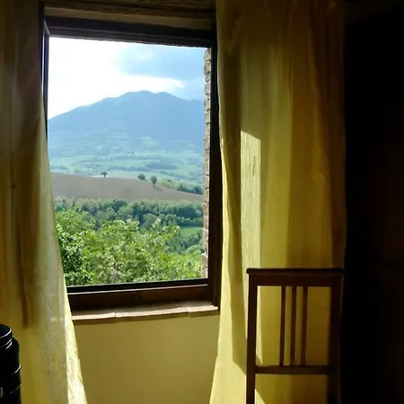 بيت ريفي Locanda Dell'istrice 2*